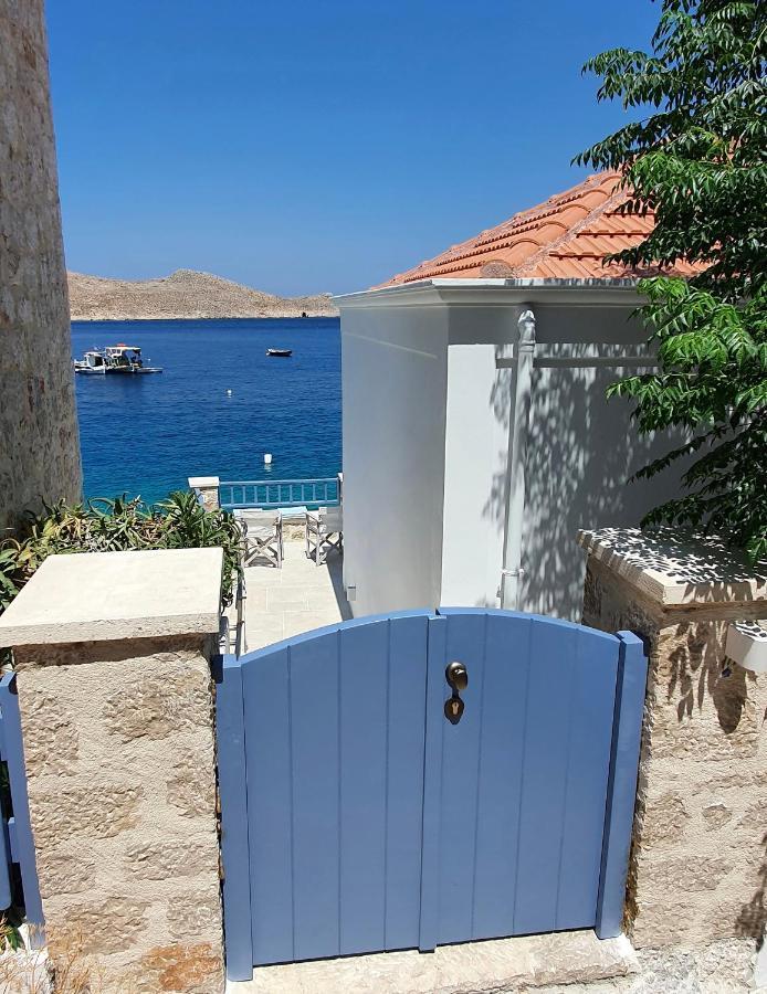 Halki Sea Breeze - A Waterfront Villa Chalki Town Exterior foto